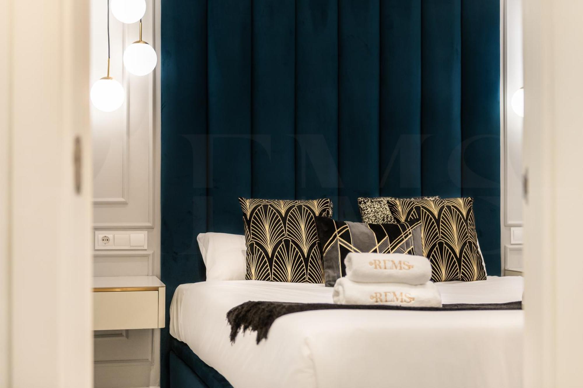 Glamorous Flat In The Heart Of Malaga By Rems Luaran gambar