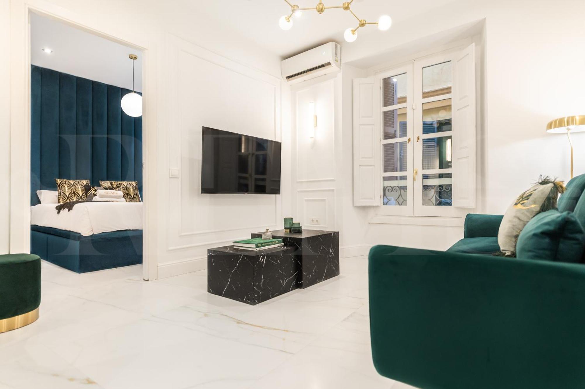 Glamorous Flat In The Heart Of Malaga By Rems Luaran gambar