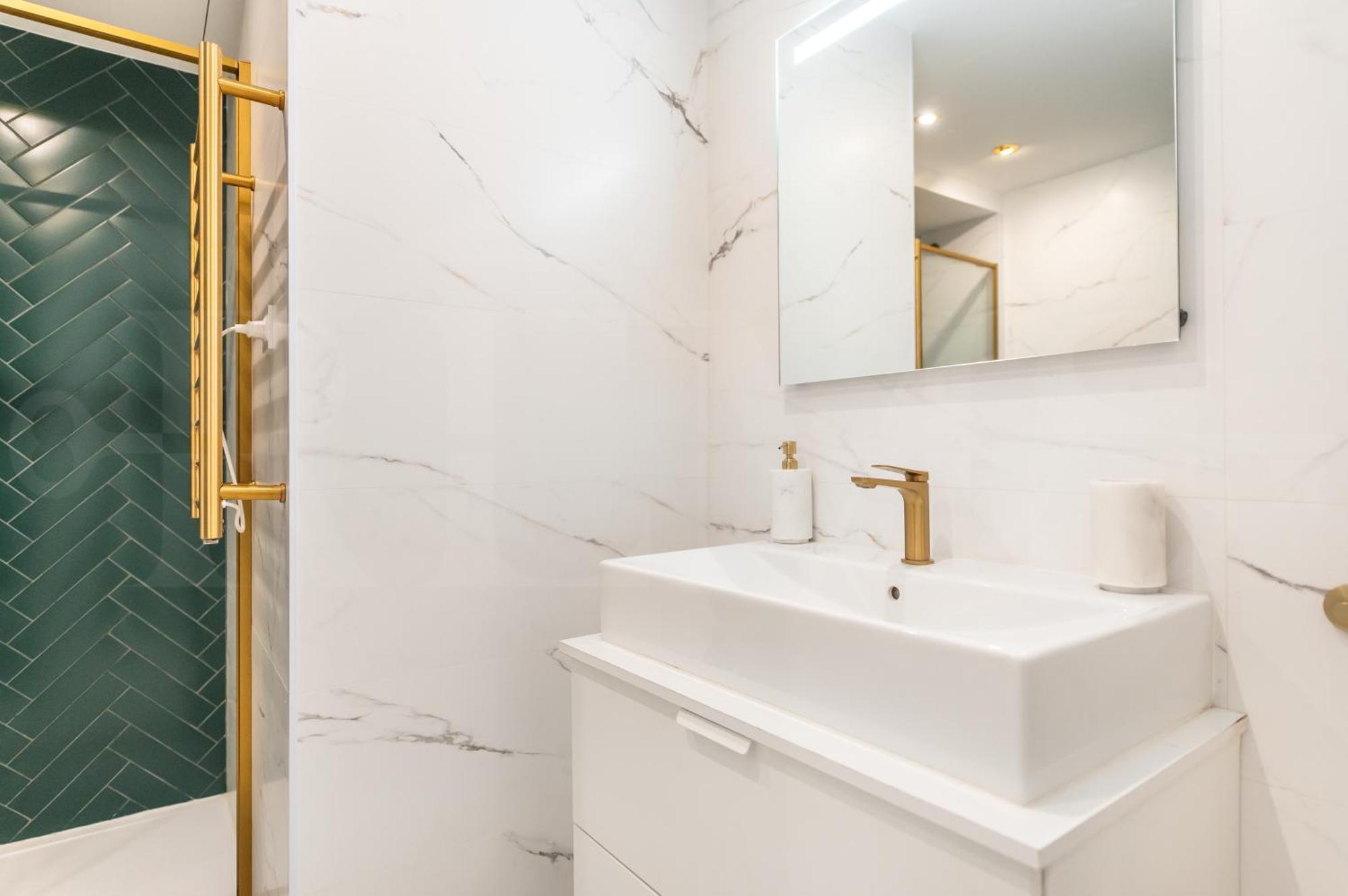 Glamorous Flat In The Heart Of Malaga By Rems Luaran gambar